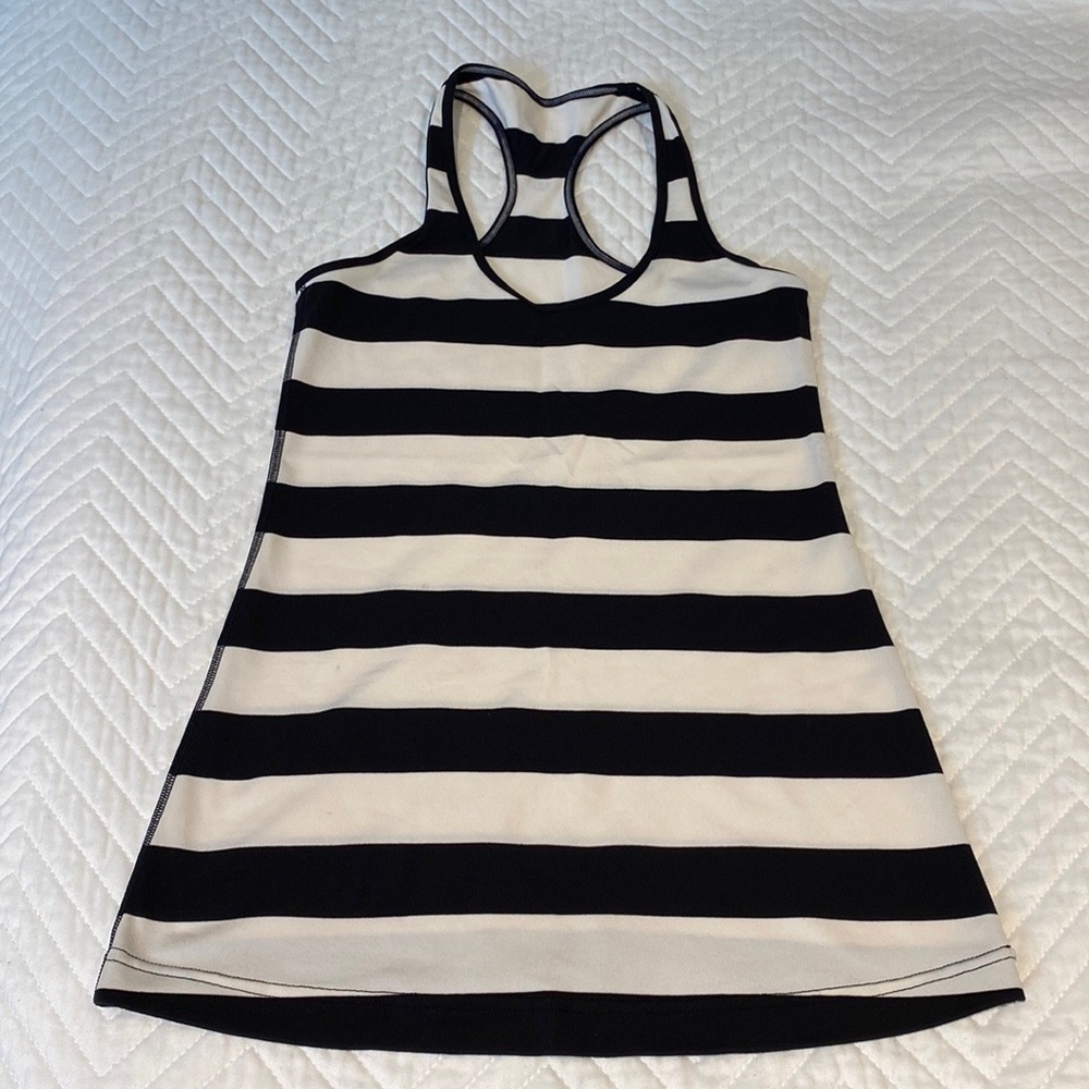 Lululemon tank top, Size 6